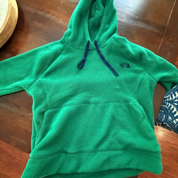 The North Face Tops - The North Face Vibrant Green Fleece Pullover